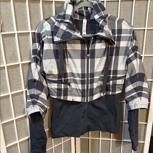 NEW LULULEMON PLAID FULL ZIP JACKET🌸